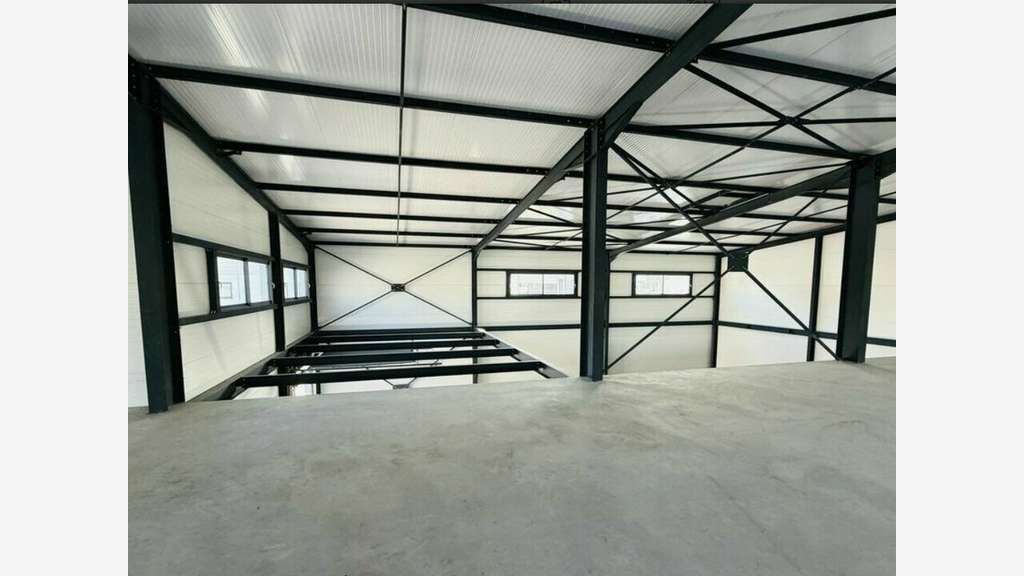 AV local d'activités 504m² à Chambéry ZA de Bissy