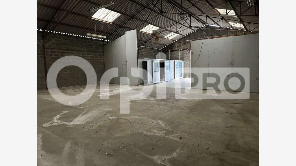 Vente local d'activité 250m² au coeur de Chaponnay
