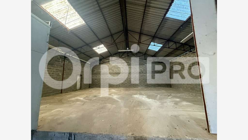 Vente local d'activité 250m² au coeur de Chaponnay