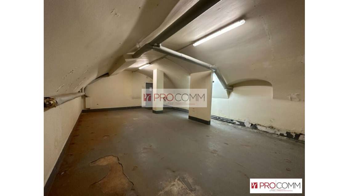 CHARTRES - DEPOT - ENTREPOT à vendre