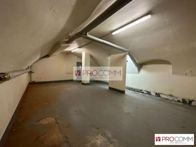 AV réserve 50m² bien isolé centre-ville Chartres