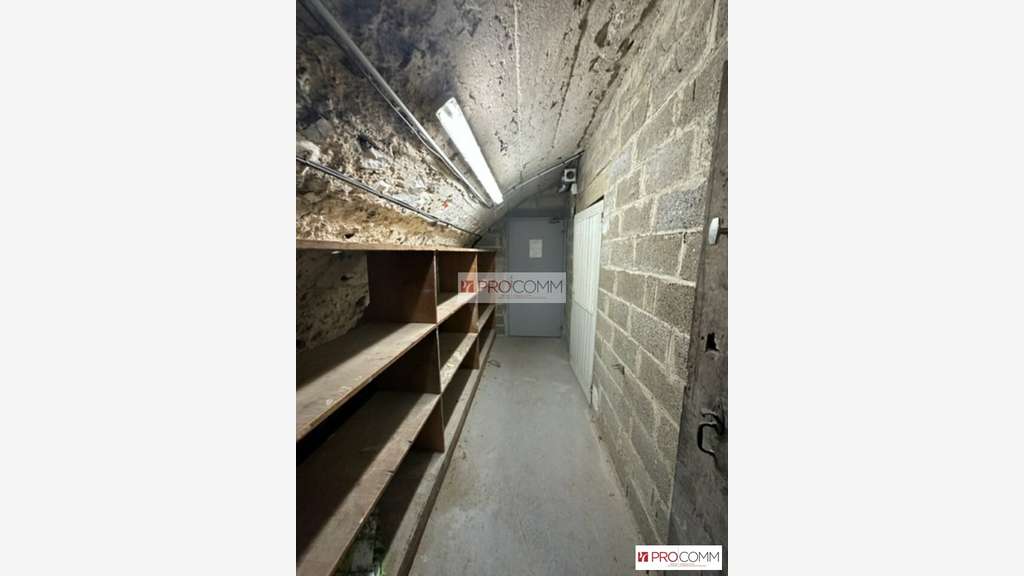 AV réserve 50m² bien isolé centre-ville Chartres
