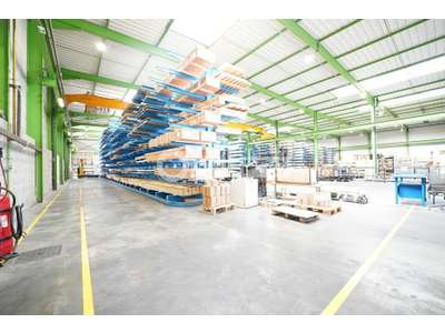 Vente Locaux d'activités - Entrepôts à Chassieu