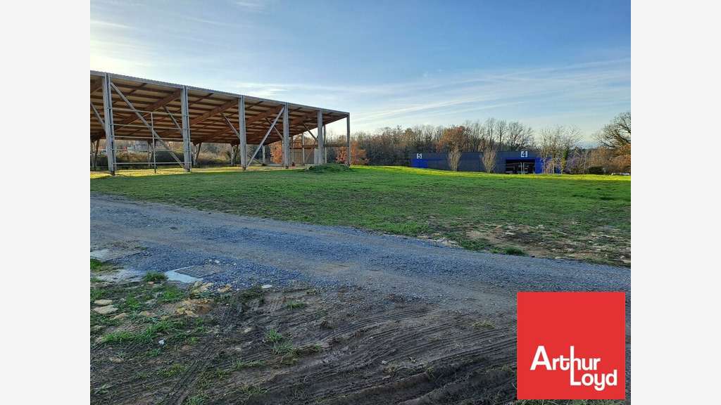 AV bâtiment de stockage de 672m² à Chauvigny