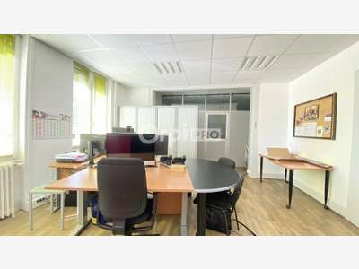 Local d'activité 1140m² à vendre à Colmar 