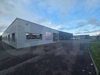 AV local d’activité 1263m² empl strat Combourg 
