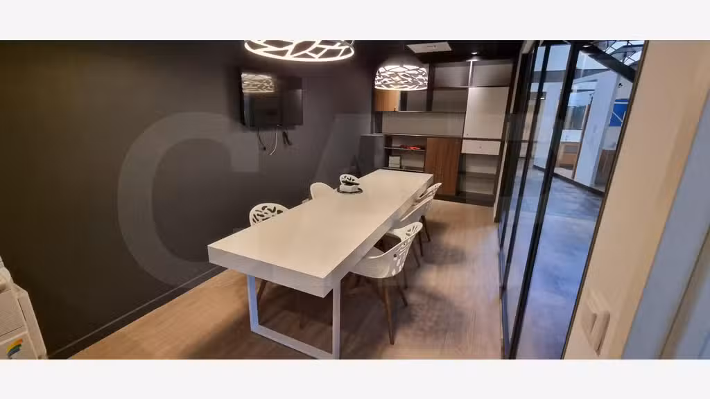 A vendre bâtiment d’activité 1 024m² à Corps-Nuds