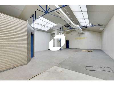 Vente Locaux d'activités - Entrepôts à Courbevoie