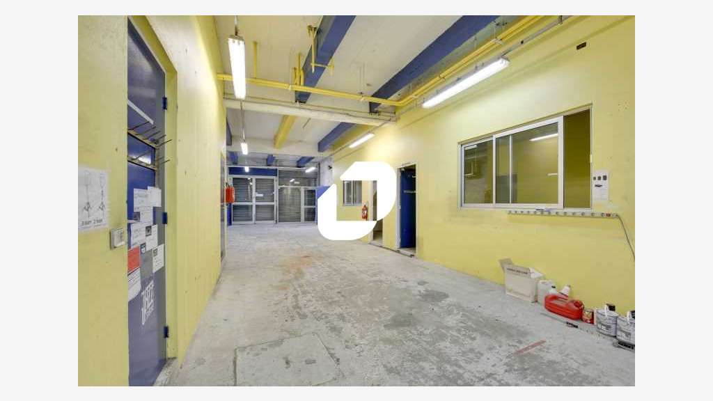 Vente Local d'activité 480m² Courbevoie