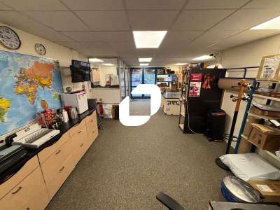 Vente Locaux d'activités - Entrepôts à Croissy-Beaubourg