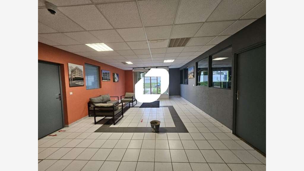 Vente Local d'activité 750m² Dammarie les lys
