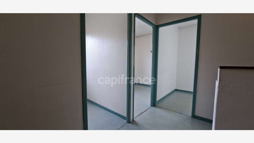 Local médical  52m² Maison Médicale à Drumettaz