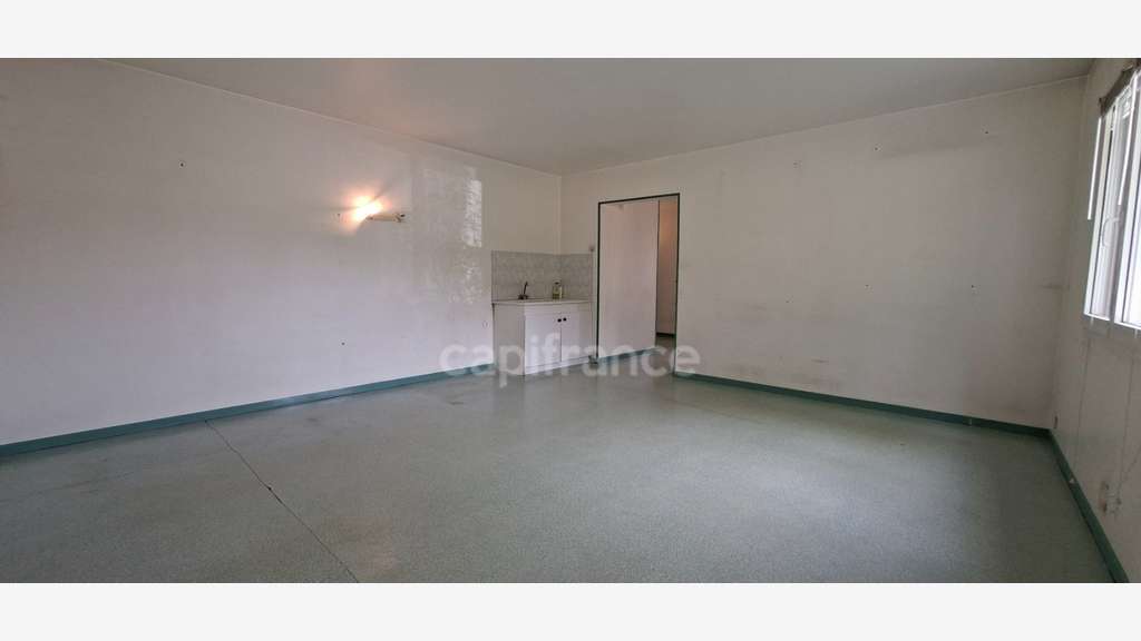 Local médical  52m² Maison Médicale à Drumettaz