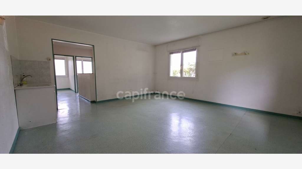 Local médical  52m² Maison Médicale à Drumettaz
