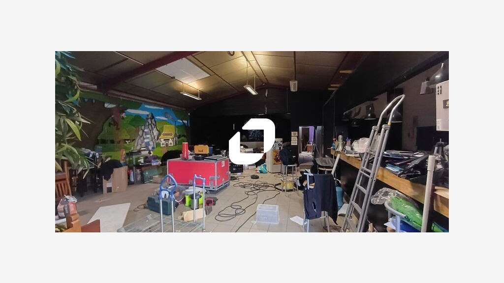 Vente Local d'activité 330m² Ecquevilly