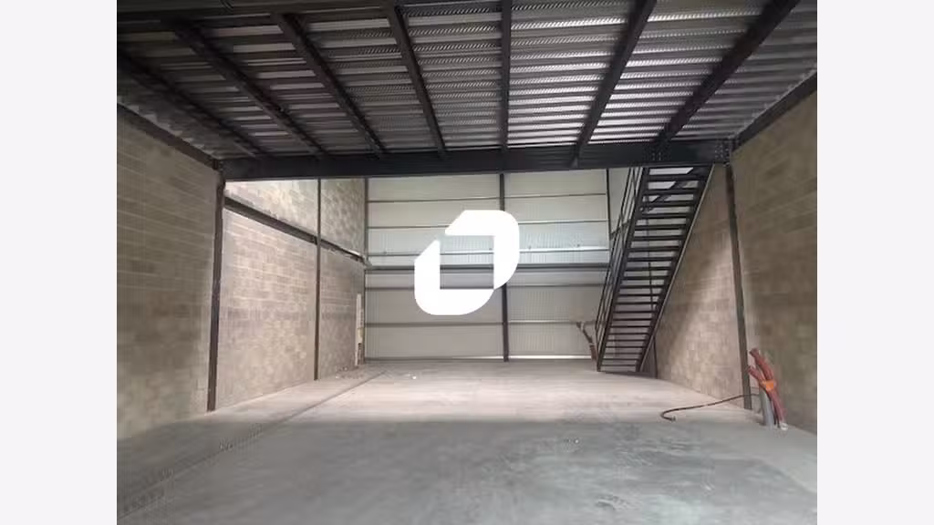 Vente Local d'activité 252m² Ennery