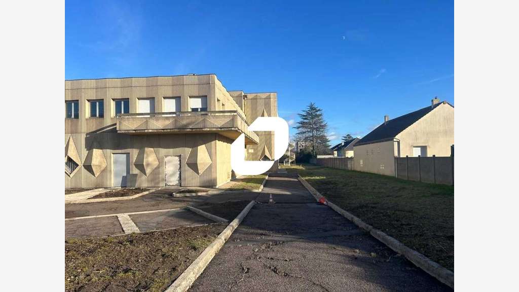Vente Local d'activité 1530m² Eragny