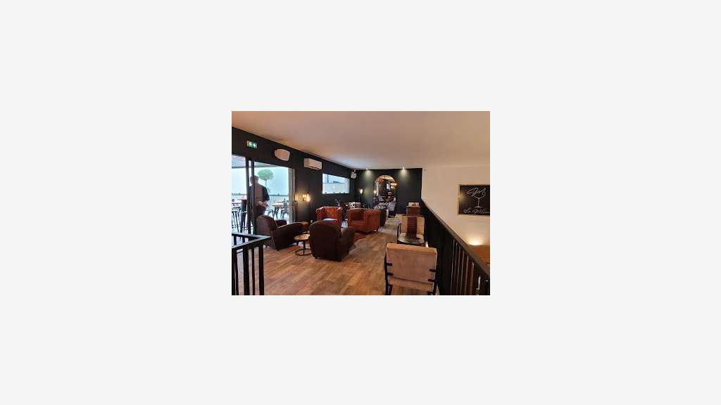Vente murs toute activité 344m² terrain 1519m²