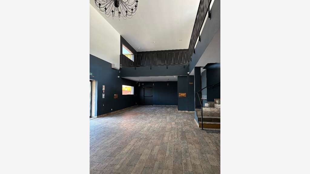 Vente murs toute activité 344m² terrain 1519m²