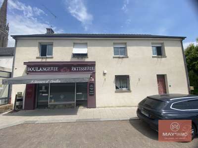 AV murs commerciaux 315m² avec logement Étrelles