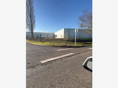 Vente entrepôt à la découpe site industriel Évreux