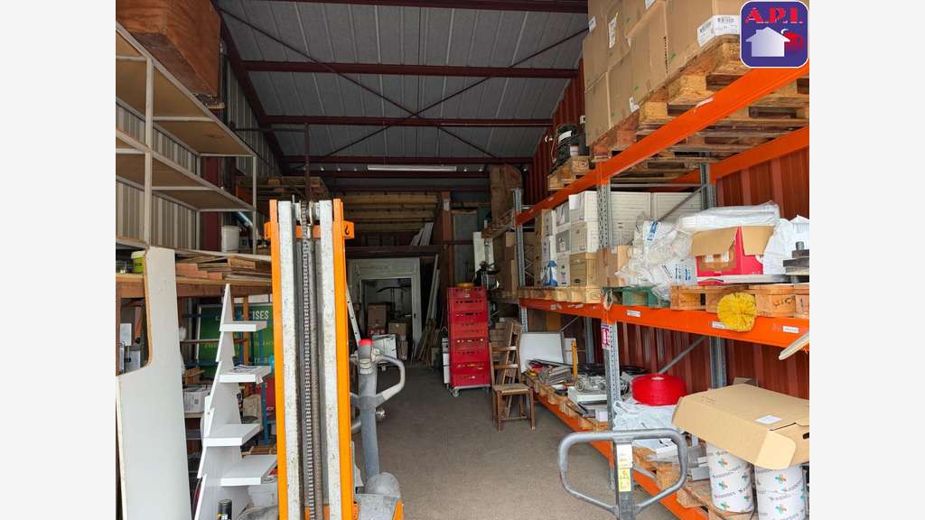 AV bâtiment d'activités 795m² Ferrières-sur-Ariège