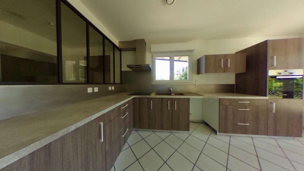 Vente local commercial et maison à Fillières