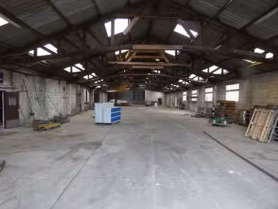 Vente entrepôt 4000m² sur 3ha proche de Flers