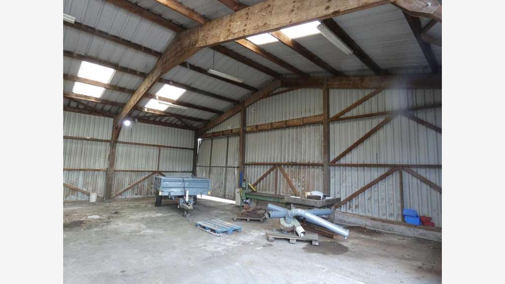 Vente entrepôt 4000m² sur 3ha proche de Flers