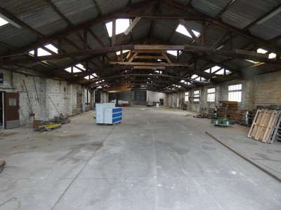 Vente entrepôt 4000m² sur 3ha proche de Flers