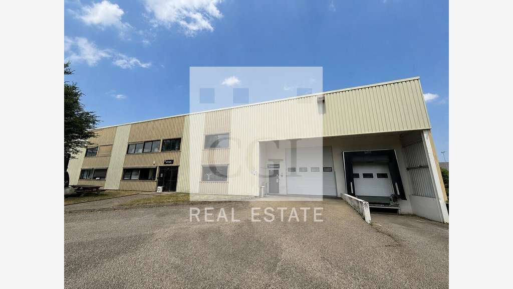 AV local d'activité 210m² proche Rocade à Genas  