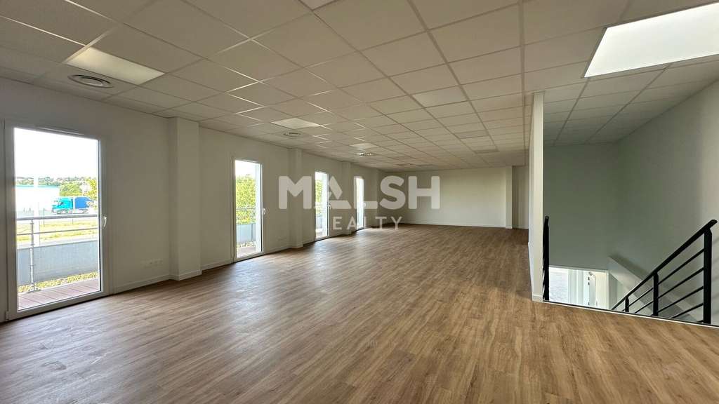 Vente local d'activités bureaux de 480m² à Genay