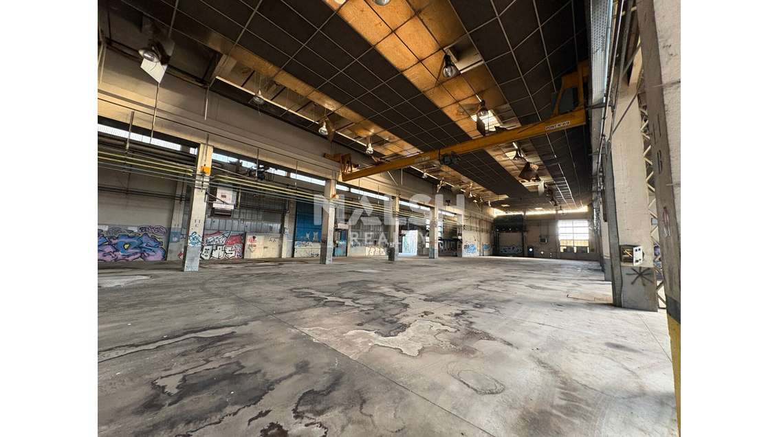 AV bâtiment d'activités 4387m² à Givors 2 Vallées