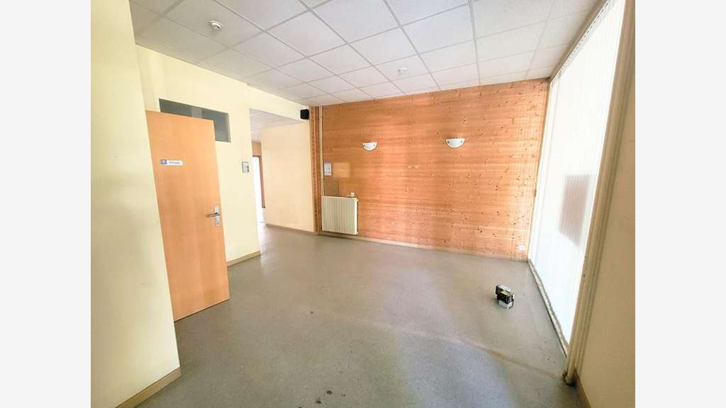 A vendre local idéal centre médical à Gouvieux