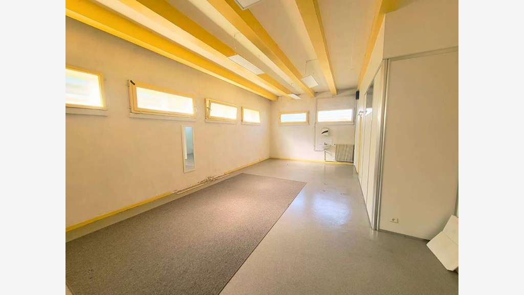 A vendre local idéal centre médical à Gouvieux
