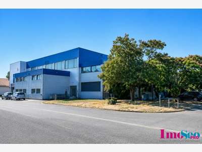 Entrepôt de 2870m² à vendre proche de Gradignan