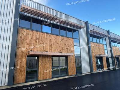 A vendre cellule d'activités 204m² à Grandchamps