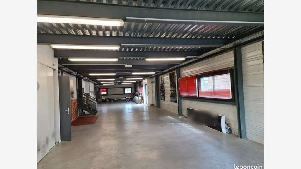 Vente local d'activité 1410m² Grenade sur Garonne