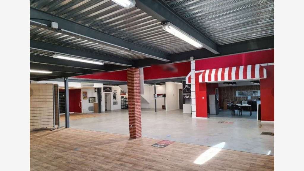 Vente local d'activité 1410m² Grenade sur Garonne