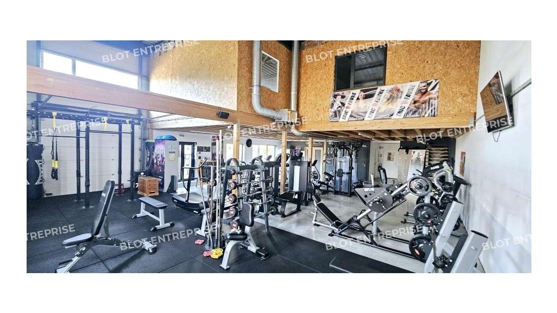 A vendre local d'activités 373m² Guipavas Prat Pip