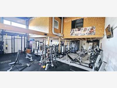 A vendre local d'activités de 373m² à Guipavas