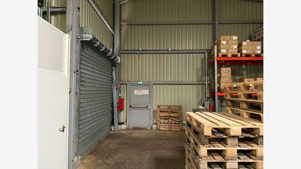 Local industriel de 624m² à vendre à Hendaye