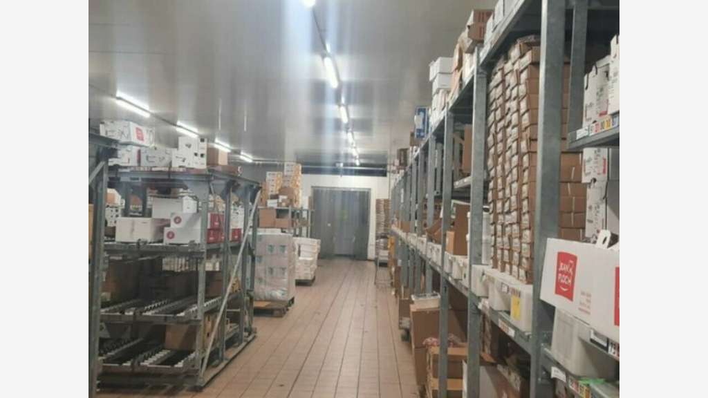 Local d'activité 1550m² à vendre à Héricourt