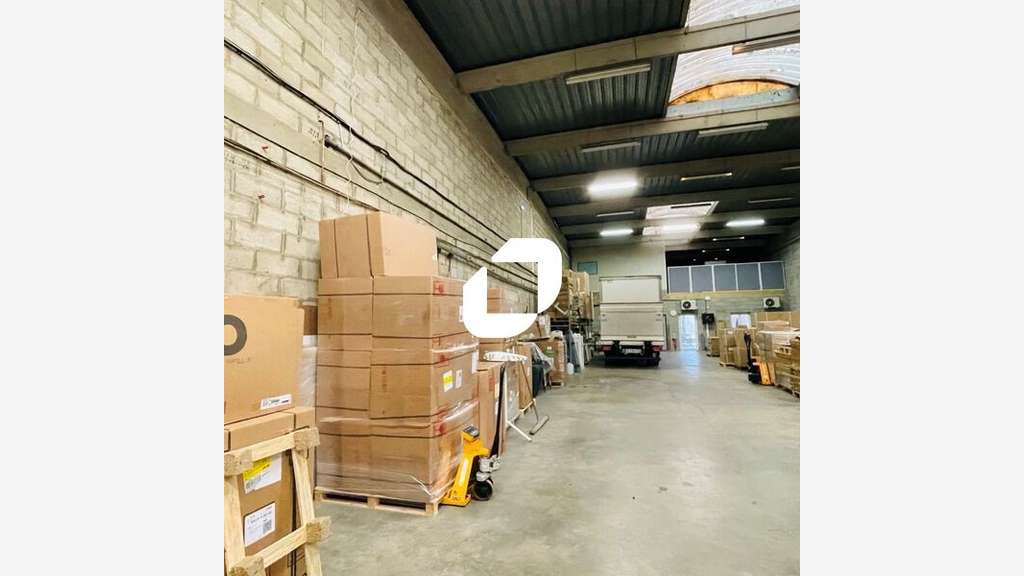 Vente Local d'activité 470m² Herouville en vexin