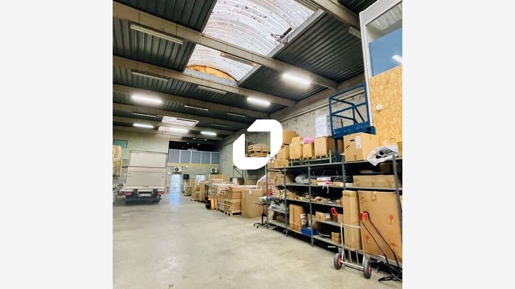 Vente Local d'activité 470m² Herouville en vexin