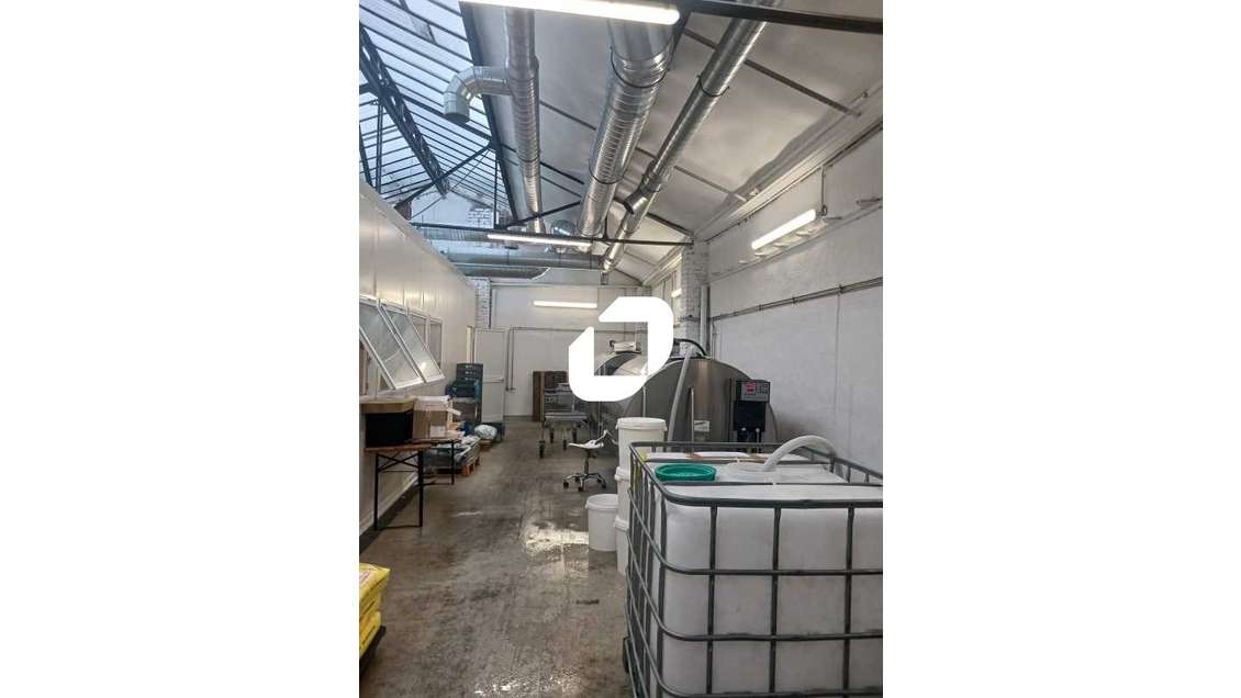 Vente Local d'activité 350m² Ivry sur seine