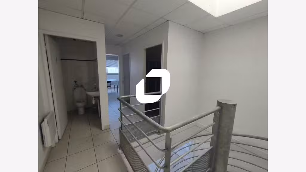 Vente Local d'activité 640m² Jouy en josas