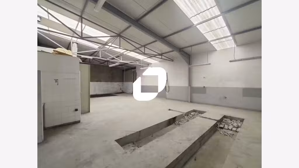 Vente Local d'activité 640m² Jouy en josas