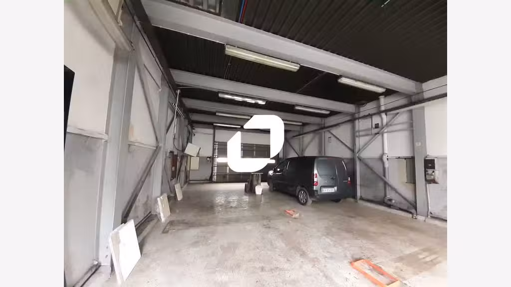 Vente Local d'activité 640m² Jouy en josas