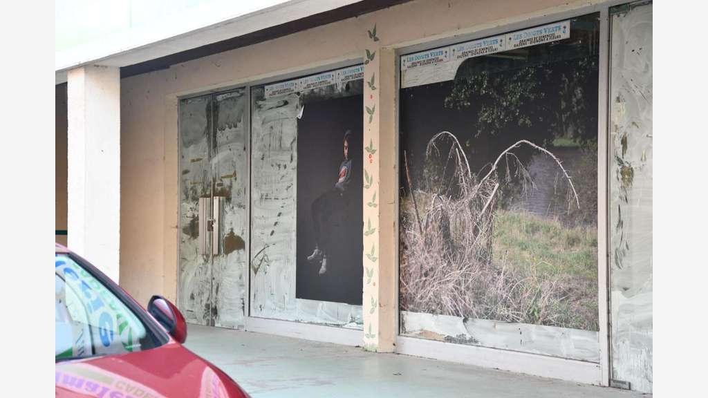 VENTE ou LOCATION - Centre ville de l'Ile